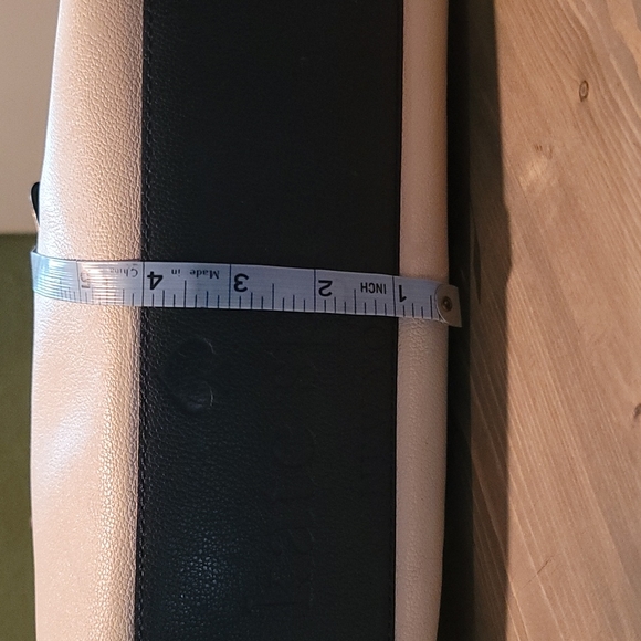 Kate Spade Bow purse - Picture 16 of 17